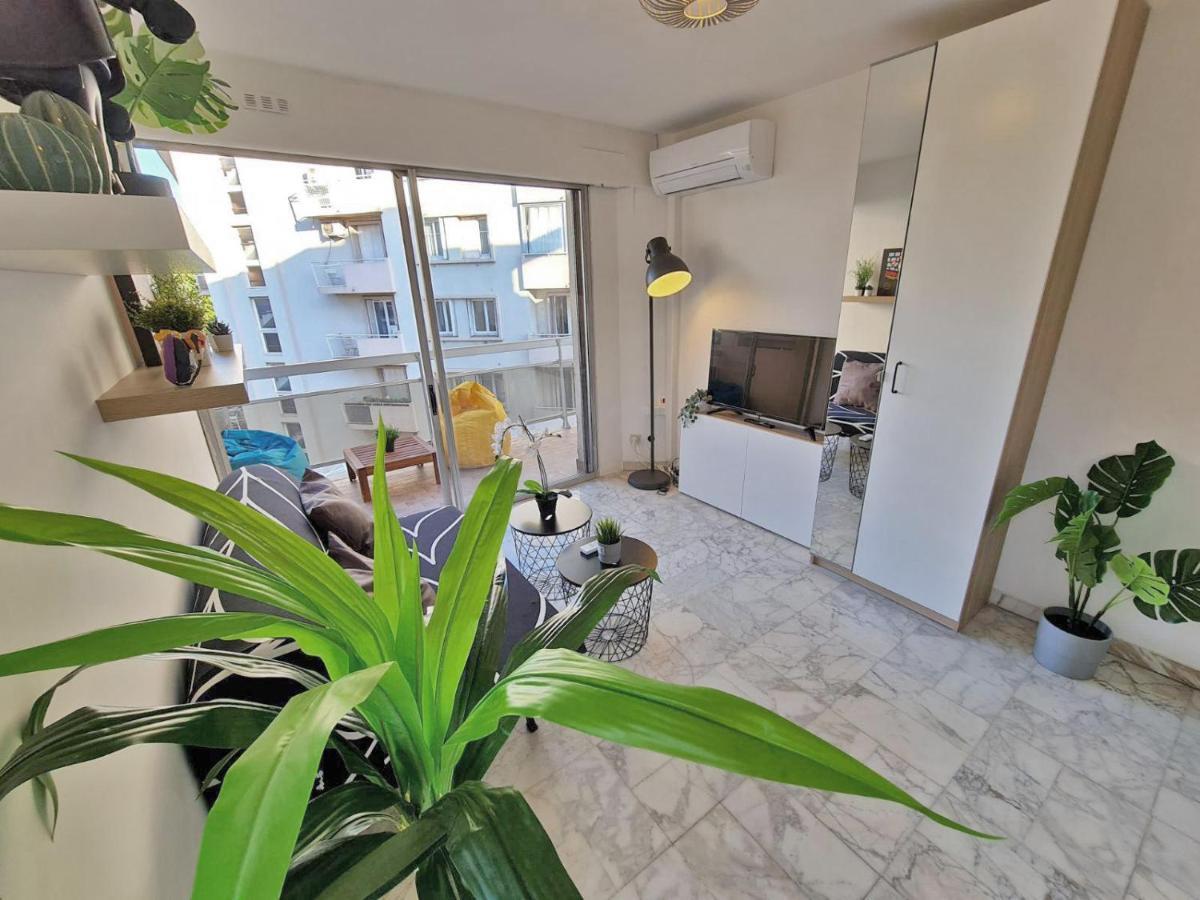 Gregbnb - T2 Pleine - Climatise - Balcon - 2 Toulon